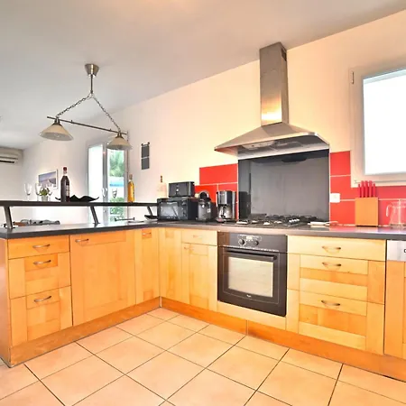 Les Vergers By Interhome Сasa de vacaciones Saint-Georges-d'Oleron